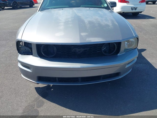 صورة 6 لـ 2006 FORD MUSTANG GT