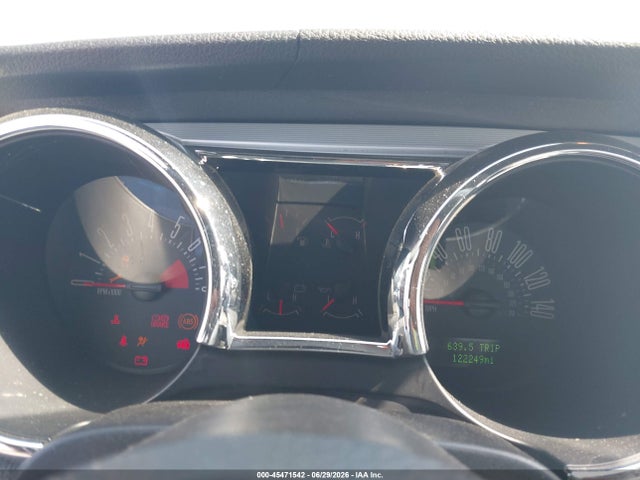 صورة 7 لـ 2006 FORD MUSTANG GT
