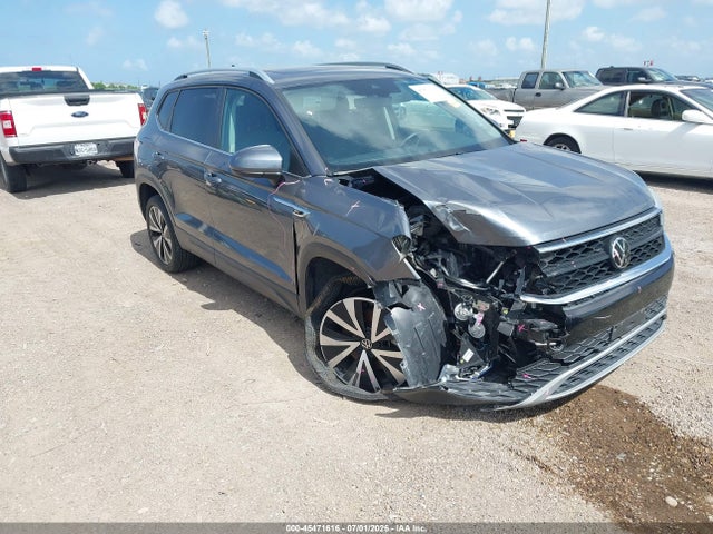 2024 VOLKSWAGEN TAOS 1.5T SE