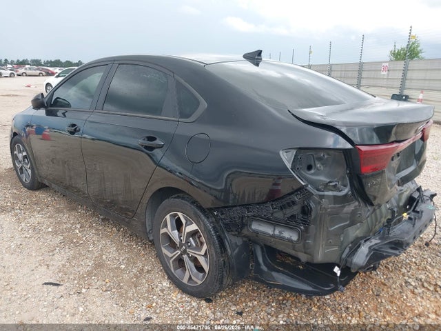 2021 KIA FORTE LXS 3