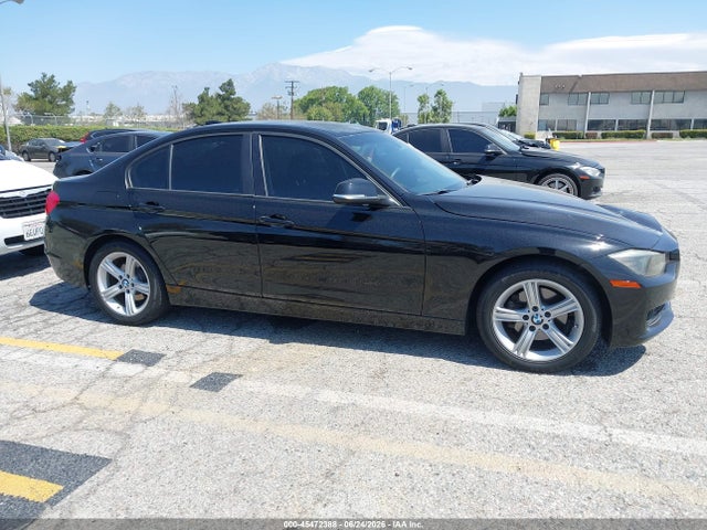صورة مصغرة 13 لـ 2012 BMW 328I