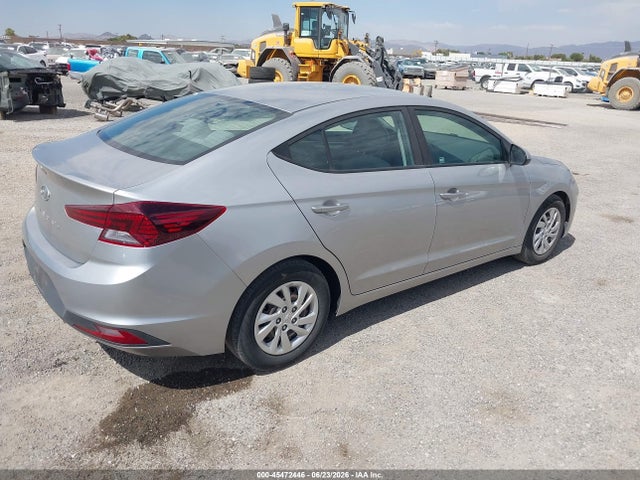 2020 Hyundai ELANTRA SE 照片 4