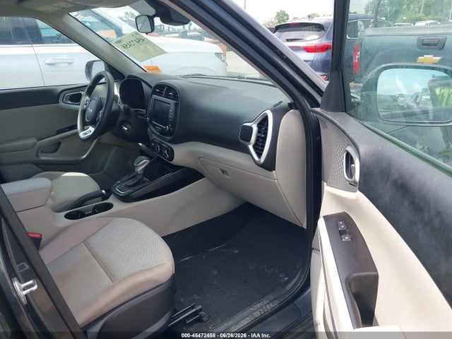 صورة 5 لـ 2022 KIA SOUL LX