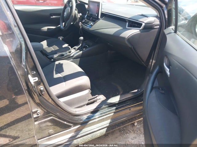 2020 Toyota COROLLA LE photo 5