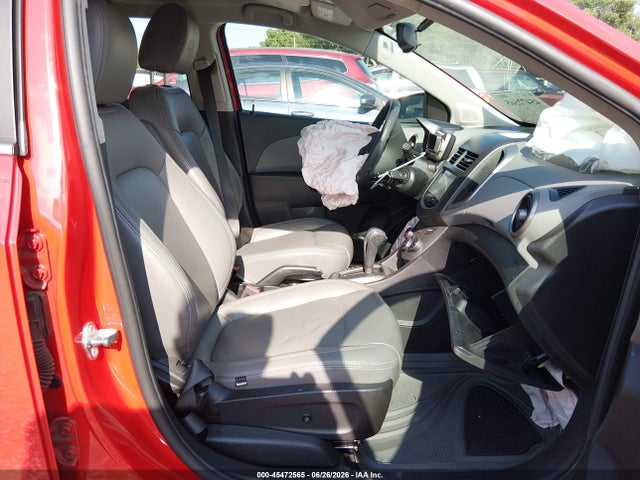2015 Chevrolet SONIC LT AUTO — фото 5