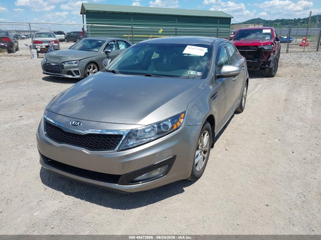 2013 KIA OPTIMA LX 照片 2