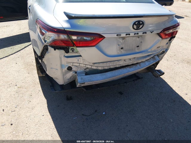 صورة 6 لـ 2022 Toyota CAMRY SE NIGHTSHADE EDITION