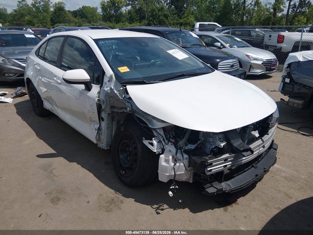 2021 Toyota COROLLA L photo 1
