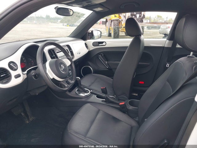 2012 Volkswagen BEETLE 2.5L 照片 5