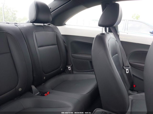 2012 Volkswagen BEETLE 2.5L 照片 8
