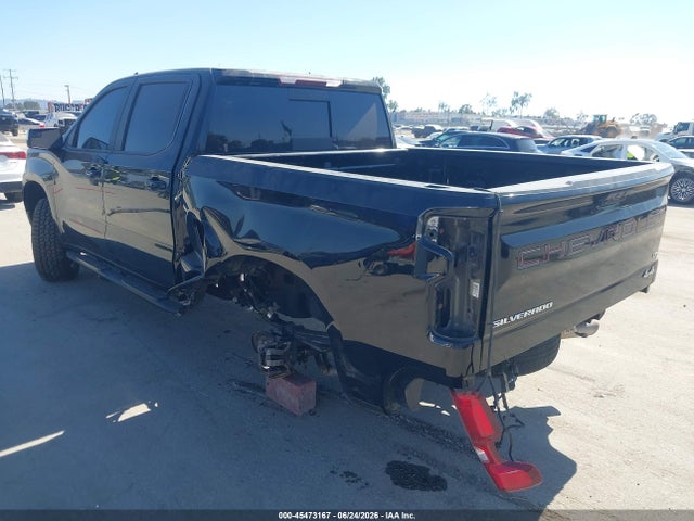 صورة 3 لـ 2022 Chevrolet SILVERADO 1500 4WD STANDARD BED LT