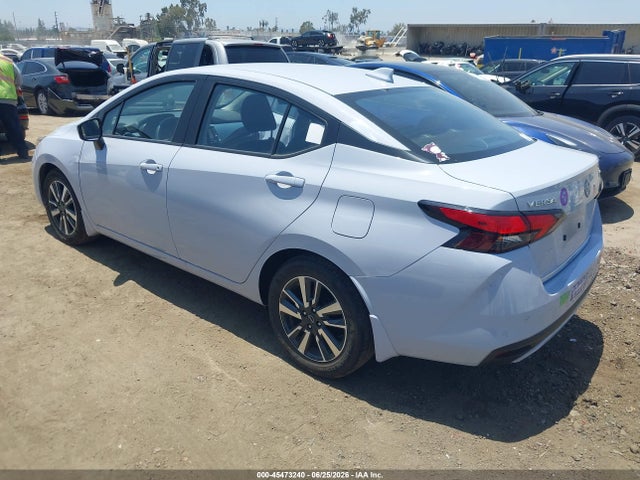 2025 Nissan VERSA 1.6 SV 照片 3