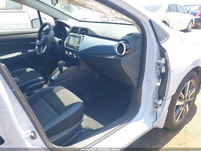 2025 Nissan VERSA 1.6 SV 照片 5