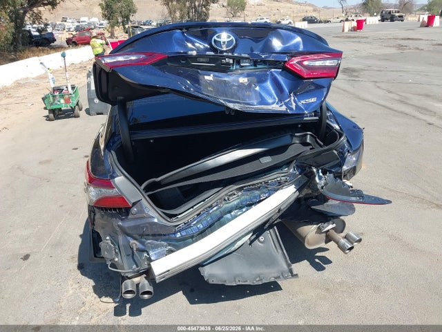 2021 Toyota CAMRY XSE photo 6