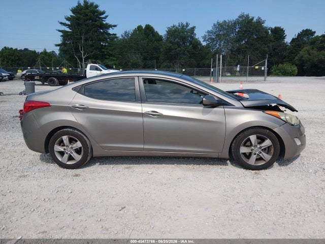2013 Hyundai ELANTRA GLS thumbnail 13