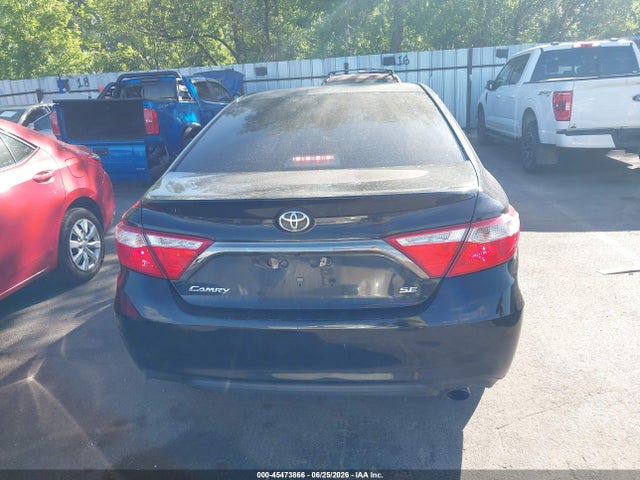 2017 Toyota CAMRY SE thumbnail 16