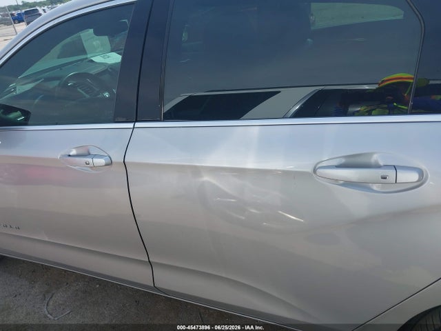 2019 Chevrolet IMPALA LT thumbnail 14