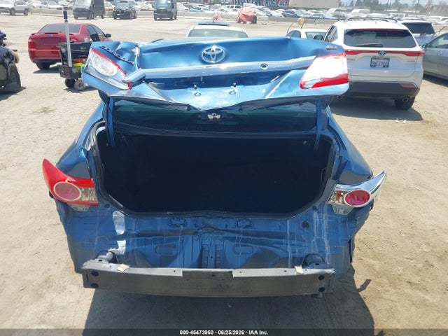 2013 Toyota COROLLA LE thumbnail 16