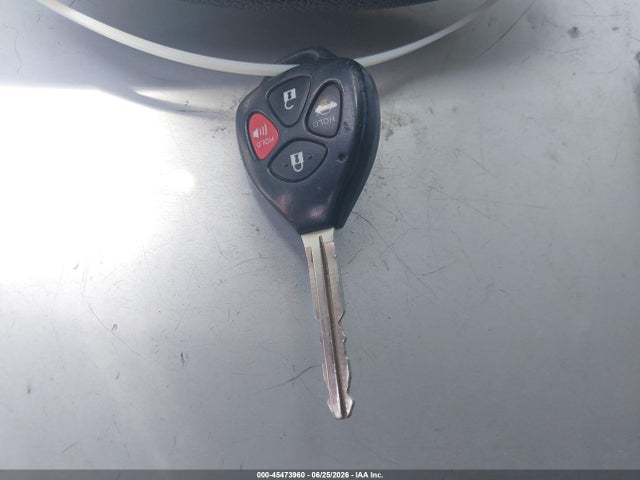 2013 Toyota COROLLA LE thumbnail 11