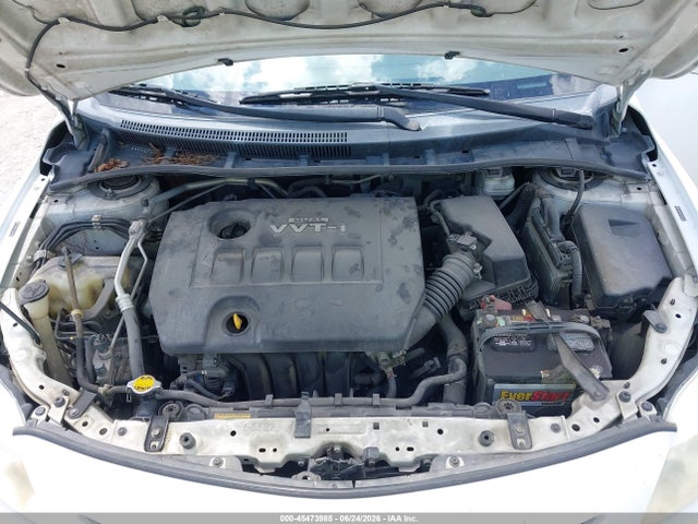 2010 Toyota COROLLA LE photo 10