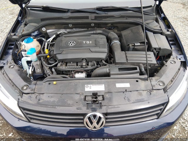 صورة 10 لـ 2014 Volkswagen JETTA 1.8T SE