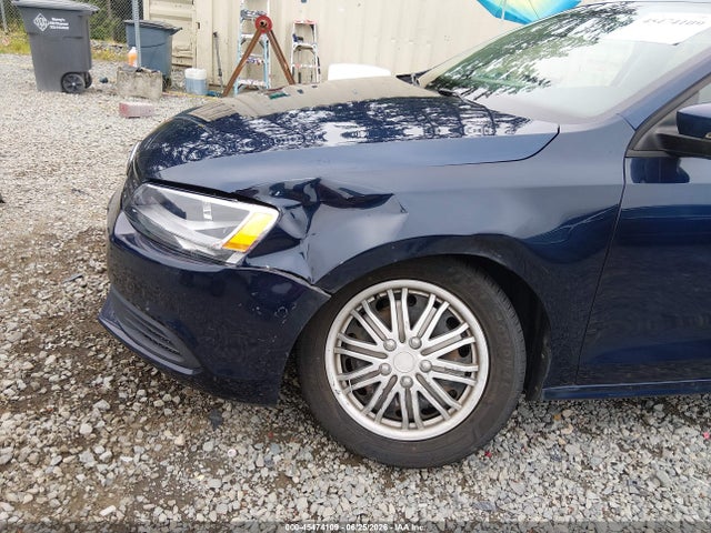 صورة 6 لـ 2014 Volkswagen JETTA 1.8T SE
