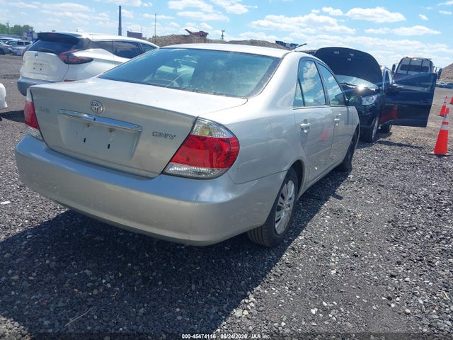 صورة 4 لـ 2005 Toyota CAMRY STD