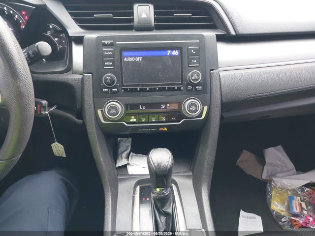 2016 Honda CIVIC LX — миниатюра 18