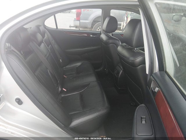 صورة 8 لـ 2002 Lexus ES 300