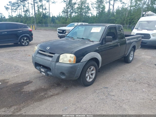 2002 Nissan FRONTIER XE — фото 2