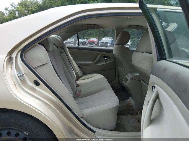 2011 Toyota CAMRY LE — миниатюра 8