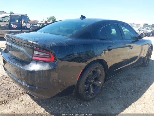 2017 Dodge CHARGER SXT RWD 照片 4