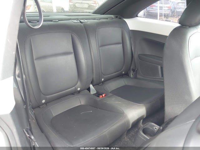 2014 Volkswagen BEETLE 2.5L thumbnail 8