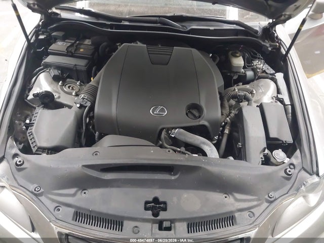 صورة 10 لـ 2015 Lexus IS 250