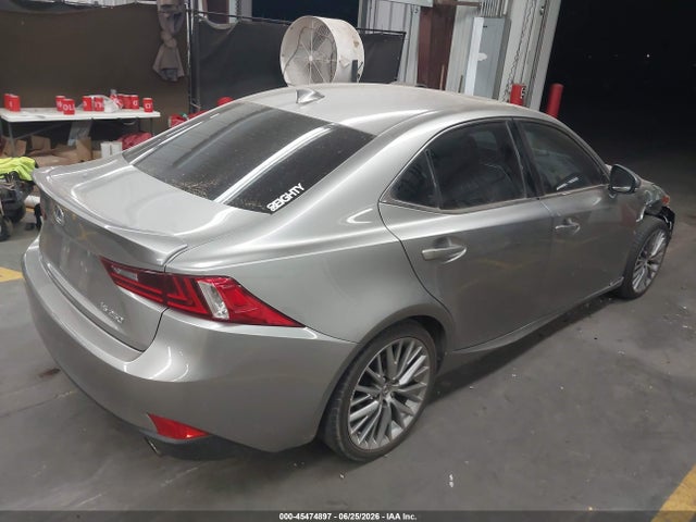 صورة 4 لـ 2015 Lexus IS 250
