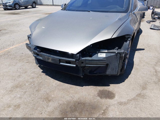 2016 Tesla MODEL S 60D/70D/75D/85D/90D — фото 6
