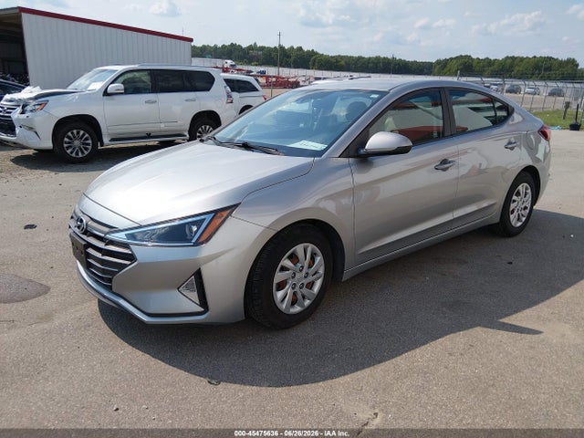 2020 Hyundai ELANTRA SE 照片 2