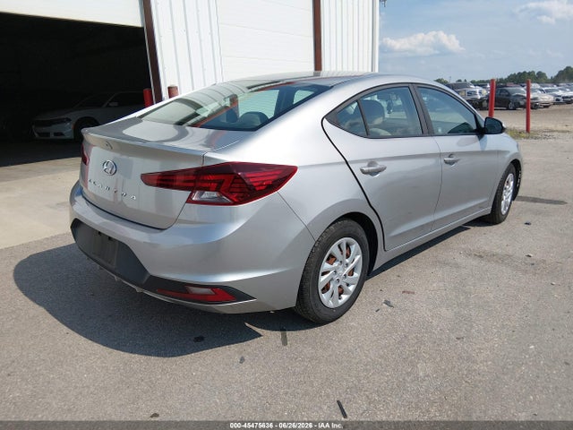 2020 Hyundai ELANTRA SE 照片 4