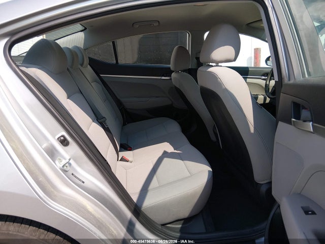 2020 Hyundai ELANTRA SE 照片 8