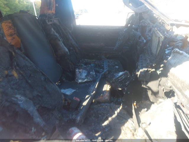 2024 CHEVROLET SILVERADO 1500 4WD STANDARD BED LT 5