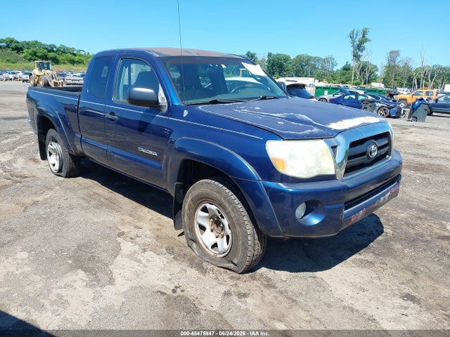 2005 Toyota TACOMA PRERUNNER V6 photo 1