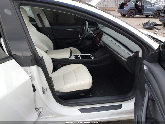 صورة 5 لـ 2021 Tesla MODEL 3 STANDARD RANGE PLUS REAR-WHEEL DRIVE