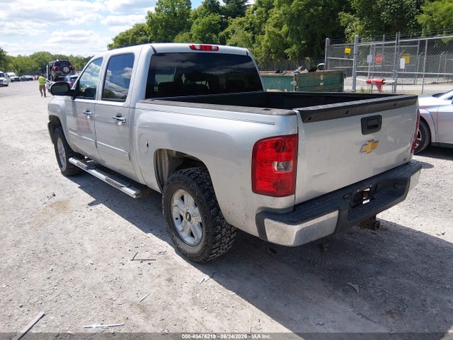 2010 Chevrolet SILVERADO 1500 LT — фото 3