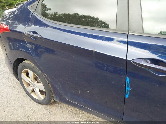 صورة 6 لـ 2013 Hyundai ELANTRA GLS