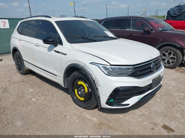 2022 VOLKSWAGEN TIGUAN 2.0T SE R-LINE BLACK