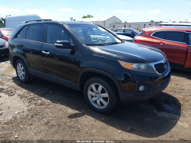 2011 KIA SORENTO LX