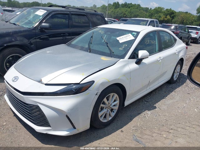 2025 Toyota CAMRY LE photo 6