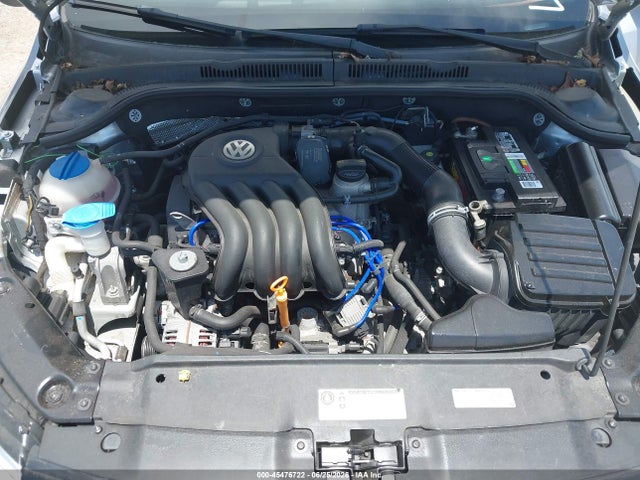 صورة 10 لـ 2014 Volkswagen JETTA 2.0L S