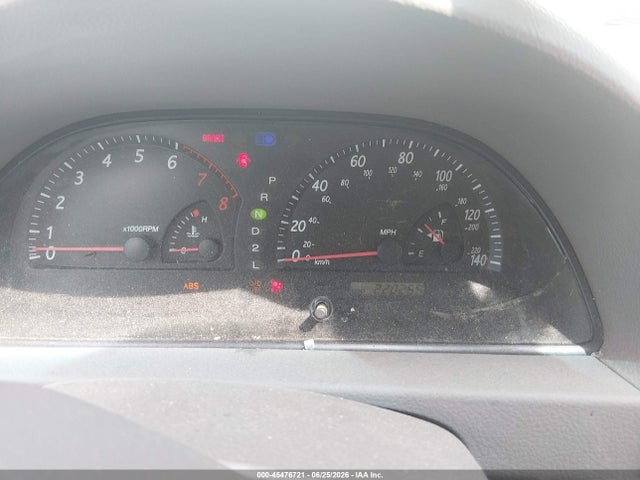 2002 Toyota CAMRY LE photo 7