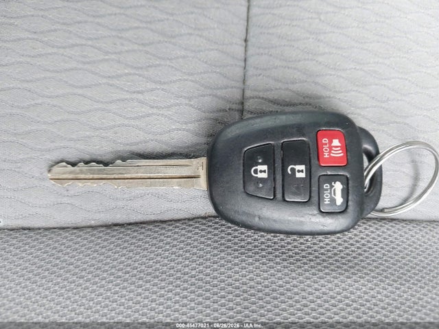 صورة مصغرة 11 لـ 2015 Toyota COROLLA LE